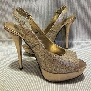 Gold Glitter Peep-toe Pumps